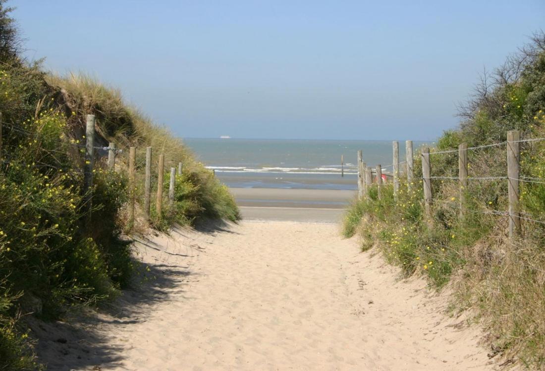 Hotel Sfinx De Panne Bagian luar foto